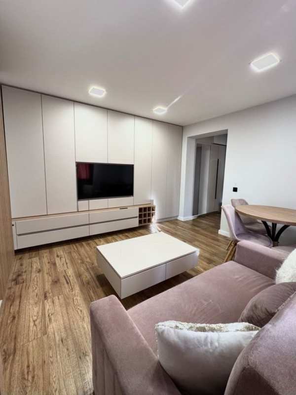 Apartament 2 camere, Ultracentral Târnăveni, renovat, finisaje luxury