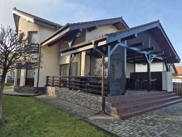 Vand casa in Sanpetru, Brasov