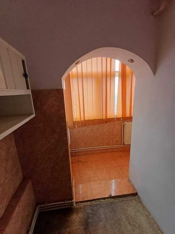 Apartament 2 cam de vânzare – 45 mp suprafat construita, Tg Jiu Gorj