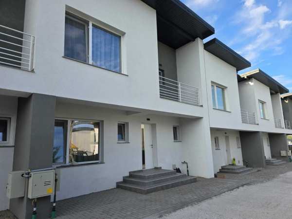 Casa tip Insiruit de inchiriat Valea Lupului, str. Tudor Vianu nr. 6A