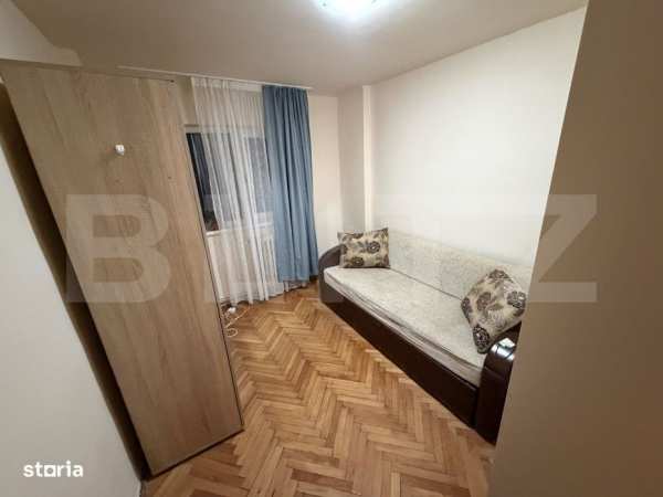 Apartament 4 camere, 74 mp, zona Cetate