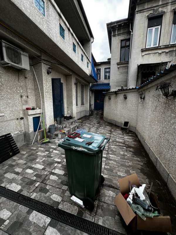 Închiriez casa Primărie sector 1 si Piață Victorie Gara de nord