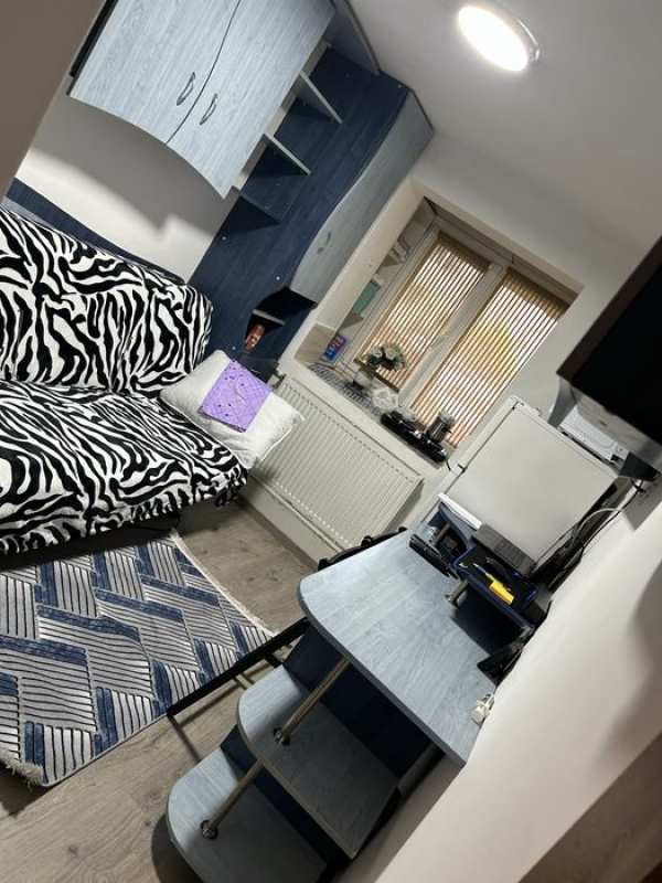 Inchiriez garsoniera confort 3 in cartier Unirii , Aleea  Insulei,