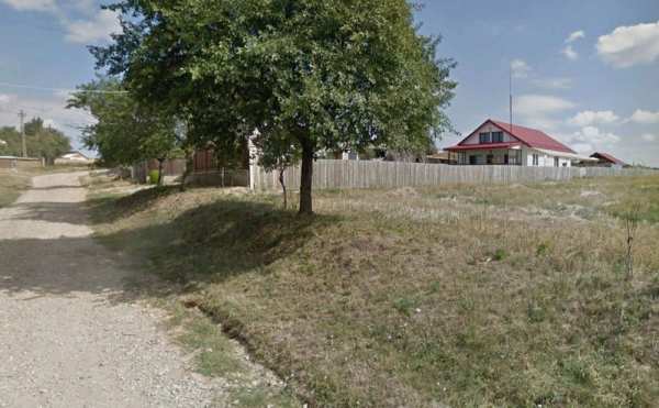 Vând casa noua și teren 6000mp