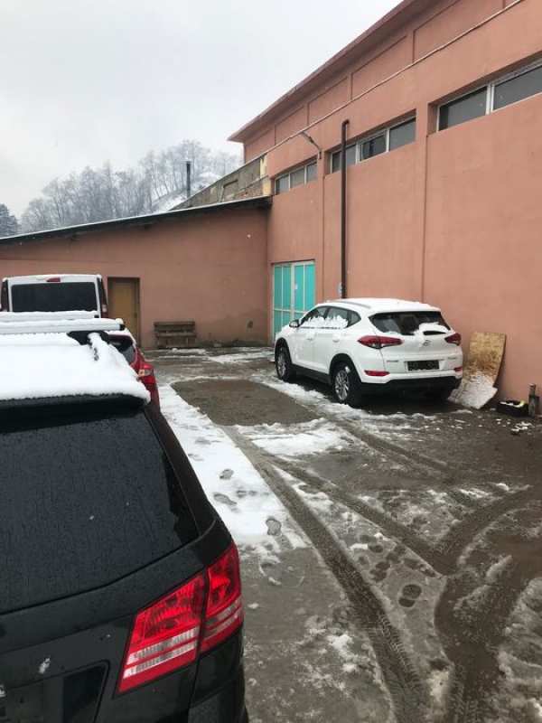 Hala in zona centrala vanzare /inchiriere