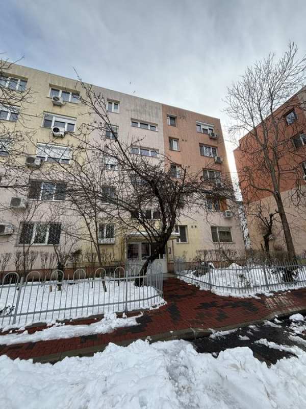 Apartament 3 camere + parcare