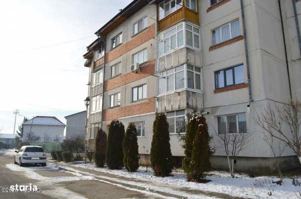 Bascov - Centru, Apartament 2 Camere Decomandat, Etaj 2
