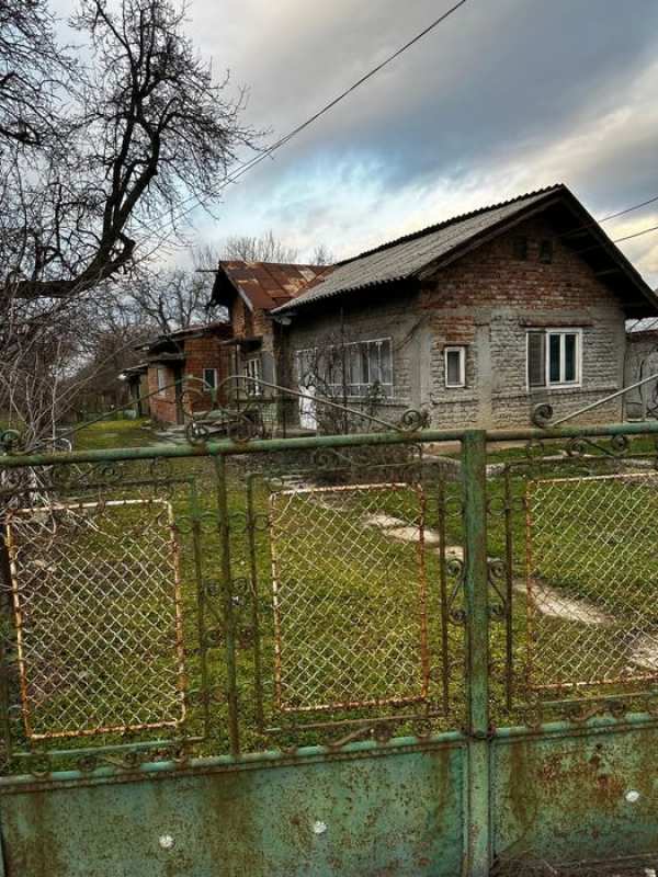 Casa de vanzare sat Crivina Comuna Gorgota