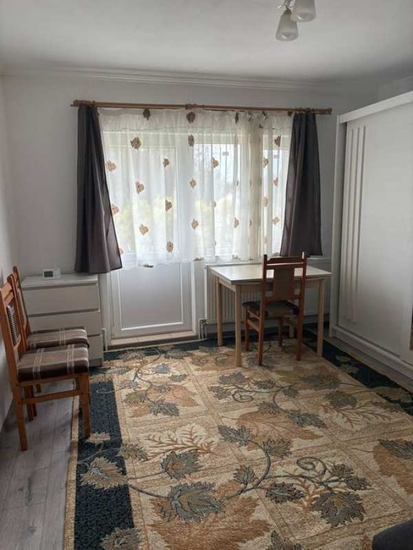 Închiriez garsonieră Gheorghe Lazar