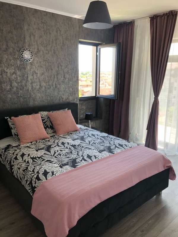 Inchiriez apartament 2 camere