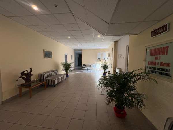 Inchiriez doua spatii comerciale pretabile pentru birouri in Severin