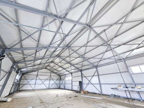 Inchiriez hala industriala noua, 400mp, Sos. Centura, 6,25 eur/mp +tva