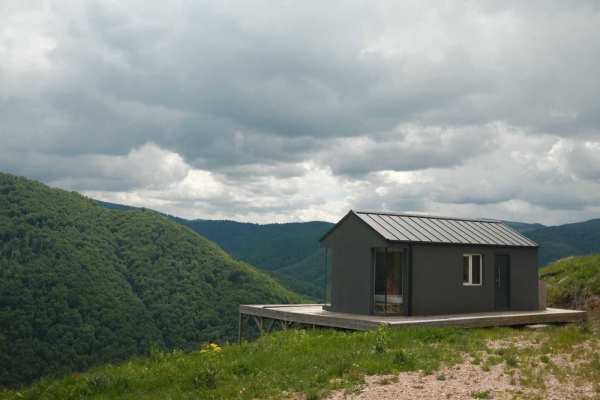 Cabana de vânzare