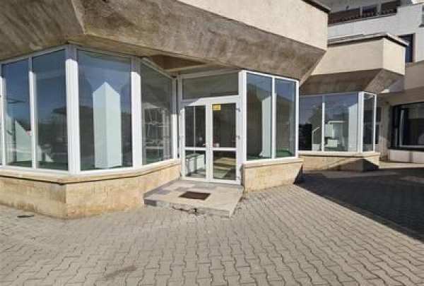 Spațiu comercial de închiriat Onesti