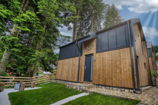 Sinaia – Casa de vacanță complet echipată, venit sigur garantat !!!