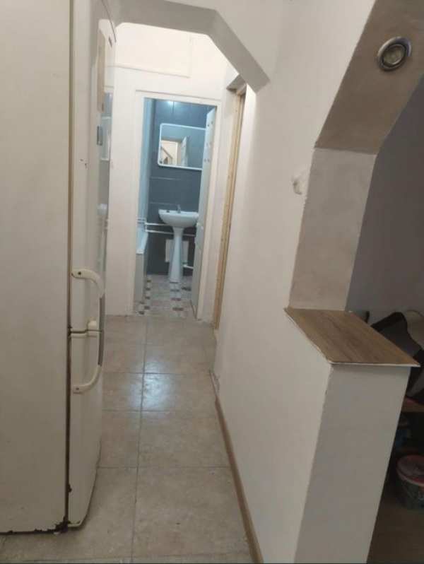 Garsoniera transformata în apartament cu 2 camere