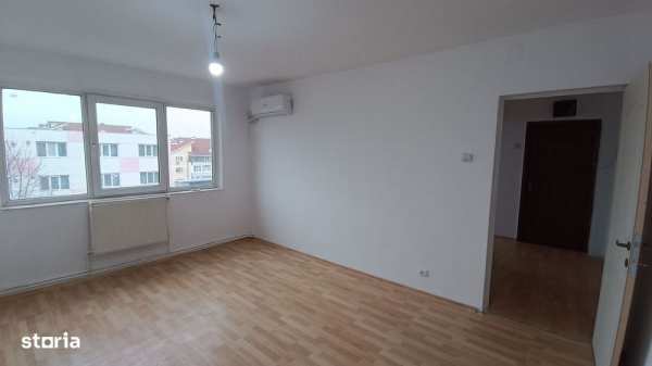 Apartament 2 camere – Narcisa, Bacău | 38 mp utili | Etaj 4/4