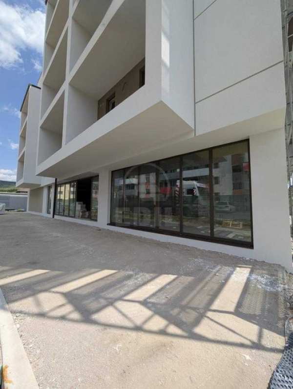 Spaciu comercial de inchiriat, zona Somesului