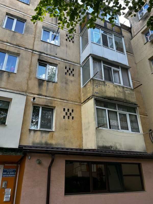 Apartament 2 cam Razboieni