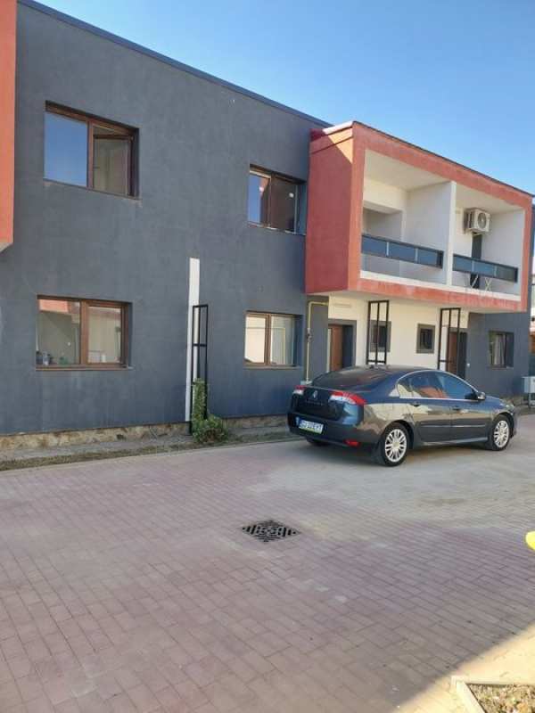 Vând casă Aeroport - Fabrica de Avioane