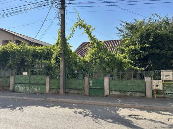 Casa de vânzare !