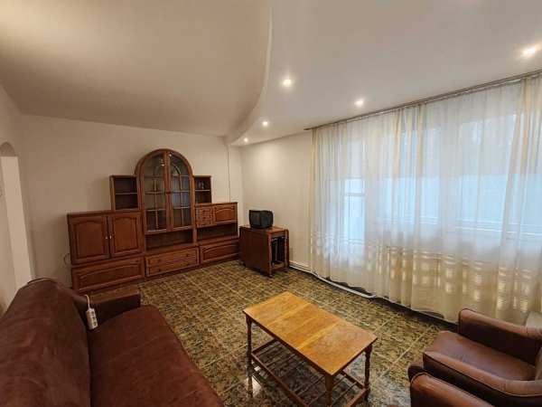 Apartament 4 camere Scoala 14 Pitesti