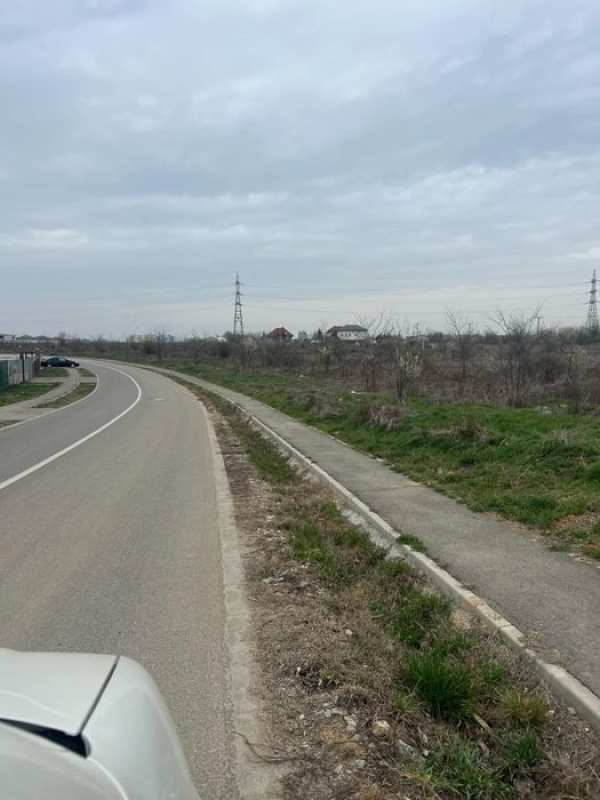 ANL.Parc,teren,cu toate utilitățile,deschidere la asfalt.