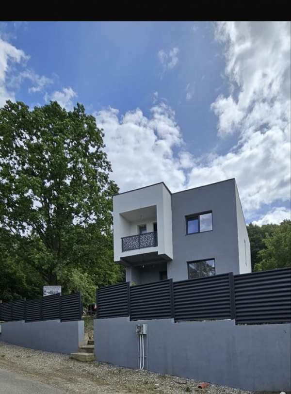 Casa de vanzare/propietar persoana fizica