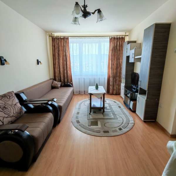 Ofer spre Inchiriere  apartament 3 camere stradal Astra zona Orizont