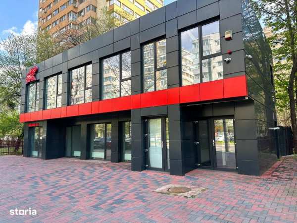 Spatiu stradal 224 mp – Pretabil showroom, horeca, medical, birouri