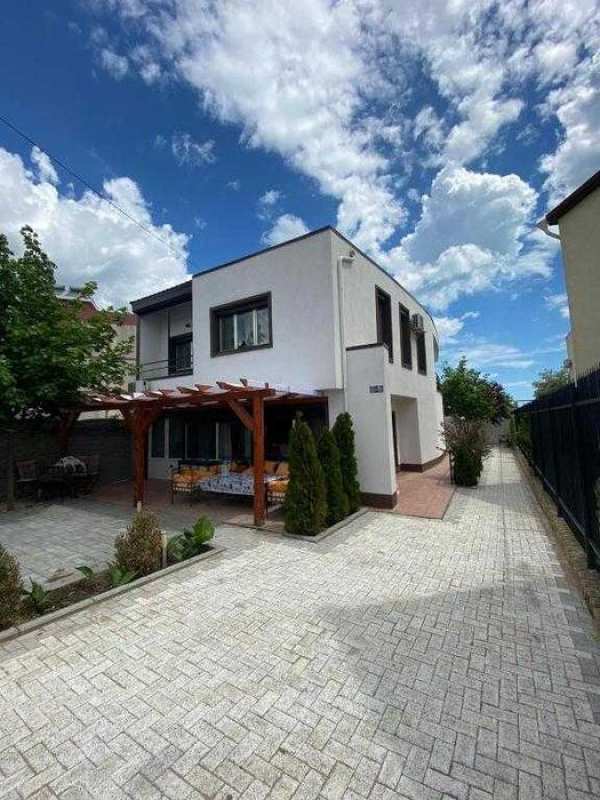 Cazare Mamaia Nord , Inchiriez Vila Ammos Mamaia Nord