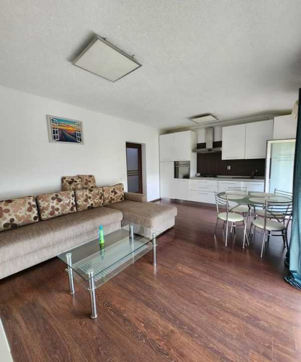 Inchiriez apartament 2 camere