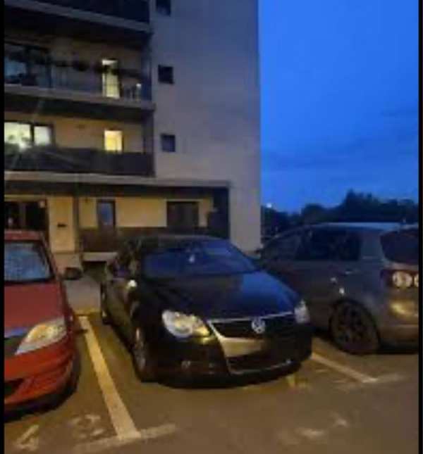 loc de parcare exterior zona Donath