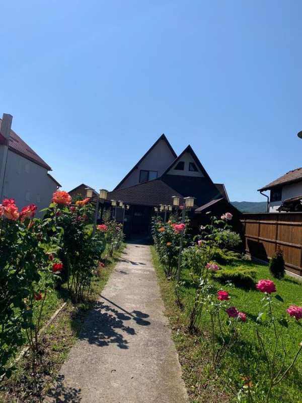 Casa de vânzare - Comuna Budești , sat Racoviță