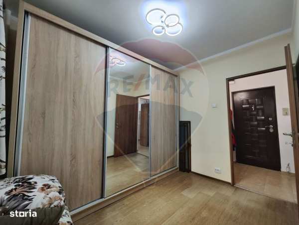 Apartament cu 3 camere de vânzare în zona 1 Decembrie 1918