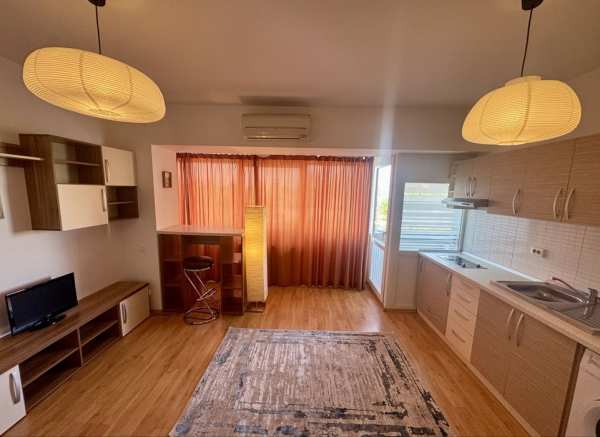Garsonieră de inchiriat - Complex Quadra 2, str Fabricii, nr. 26B