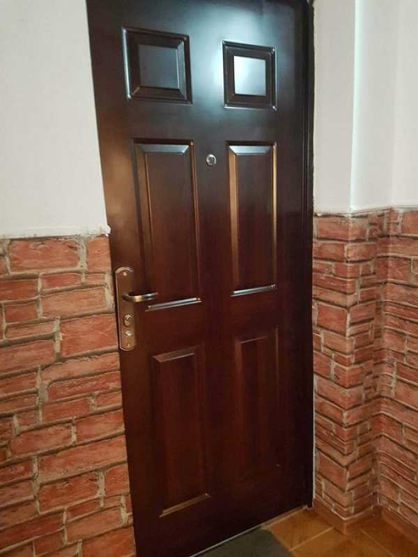 Închiriez apartament