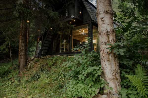 Cabana de inchiriat Munteni - Bihor zona linistita - Ciubar inclus