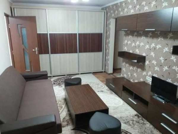 Apartament 2 camere de inchiriat in  chisineu cris
