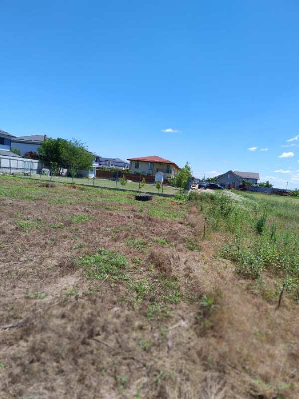 Teren intravilan de vânzare în Dragomirești Deal, Ilfov – Utilități complete, zonă rezidențială