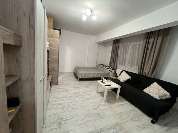 Accept si credit! Garsoniera 41mp, loc de parcare acoperit, se vide mo