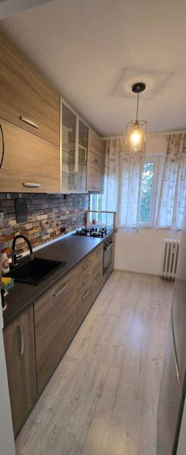 Inchiriez apartament 2 camere Baba Novac - Parc IOR