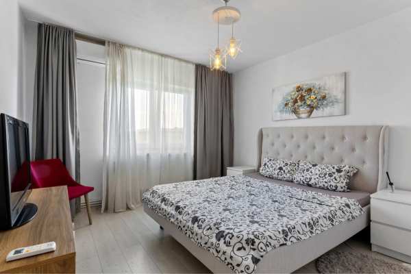 Apartament 2 camere intim de Inchiriat