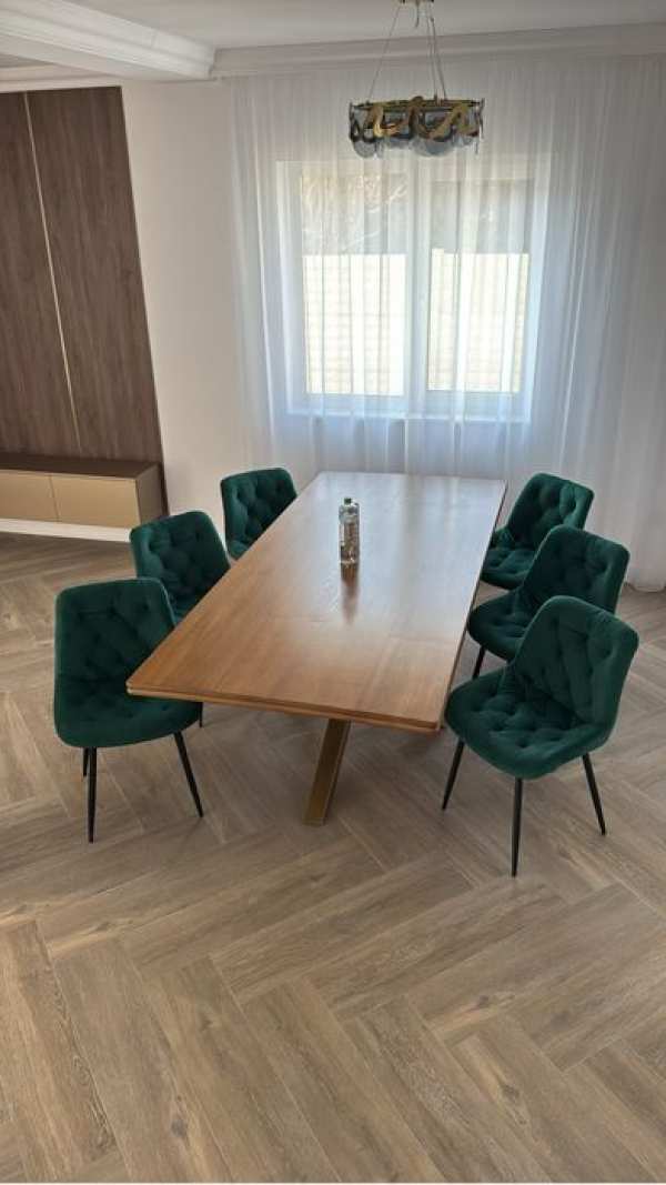 Casa de inchiriat in sistem hotelier