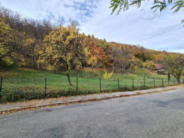 Teren intravilan 1214 mp, zonă construită, Câmpulung