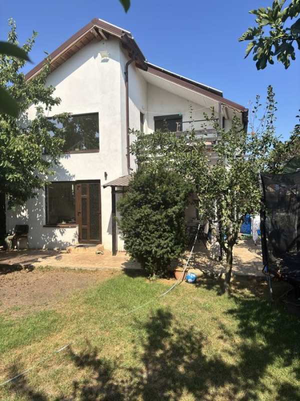 Vila de inchiriat pe termen lung in Navodari zona Sud