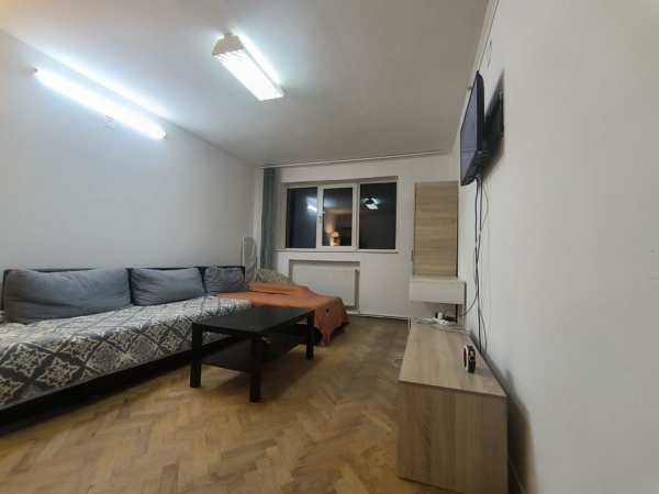 Apartament 2 camere de închiriat Busteni
