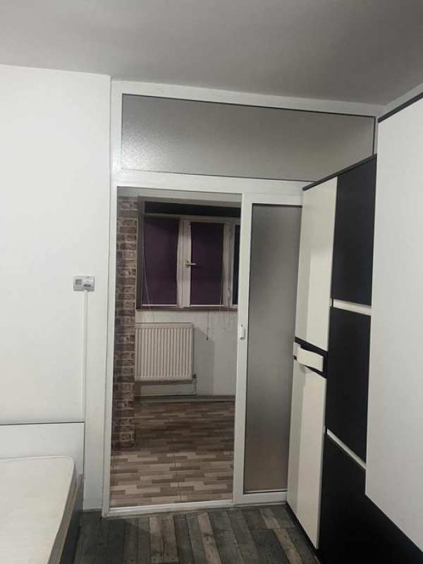 Garsoniera de vanzare