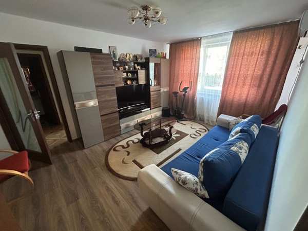 Vand apartament 3 camere / Proprietar