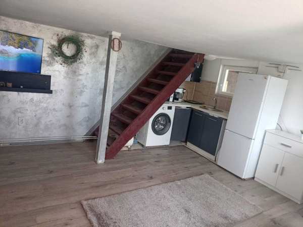 Cabana/casa de inchiriat